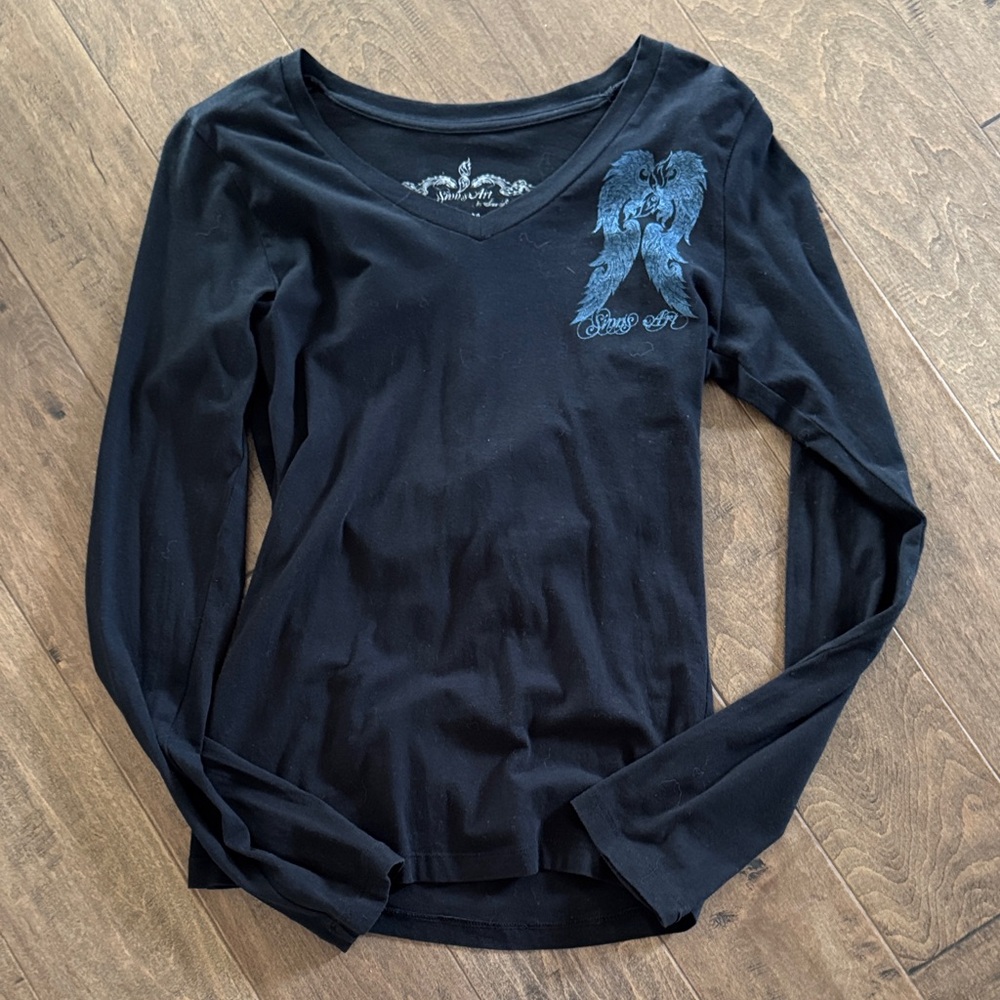 Elegant Black V-Neck Long Sleeve Tee